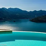 Italian - Panoramic Semesterbostad Parzanica